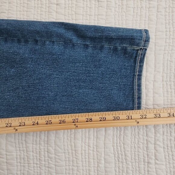 NWT True Religion Rocco Jeans Men's 36x32 Light Relaxed Flap Pocket Green Stitch - Picture 13 of 15